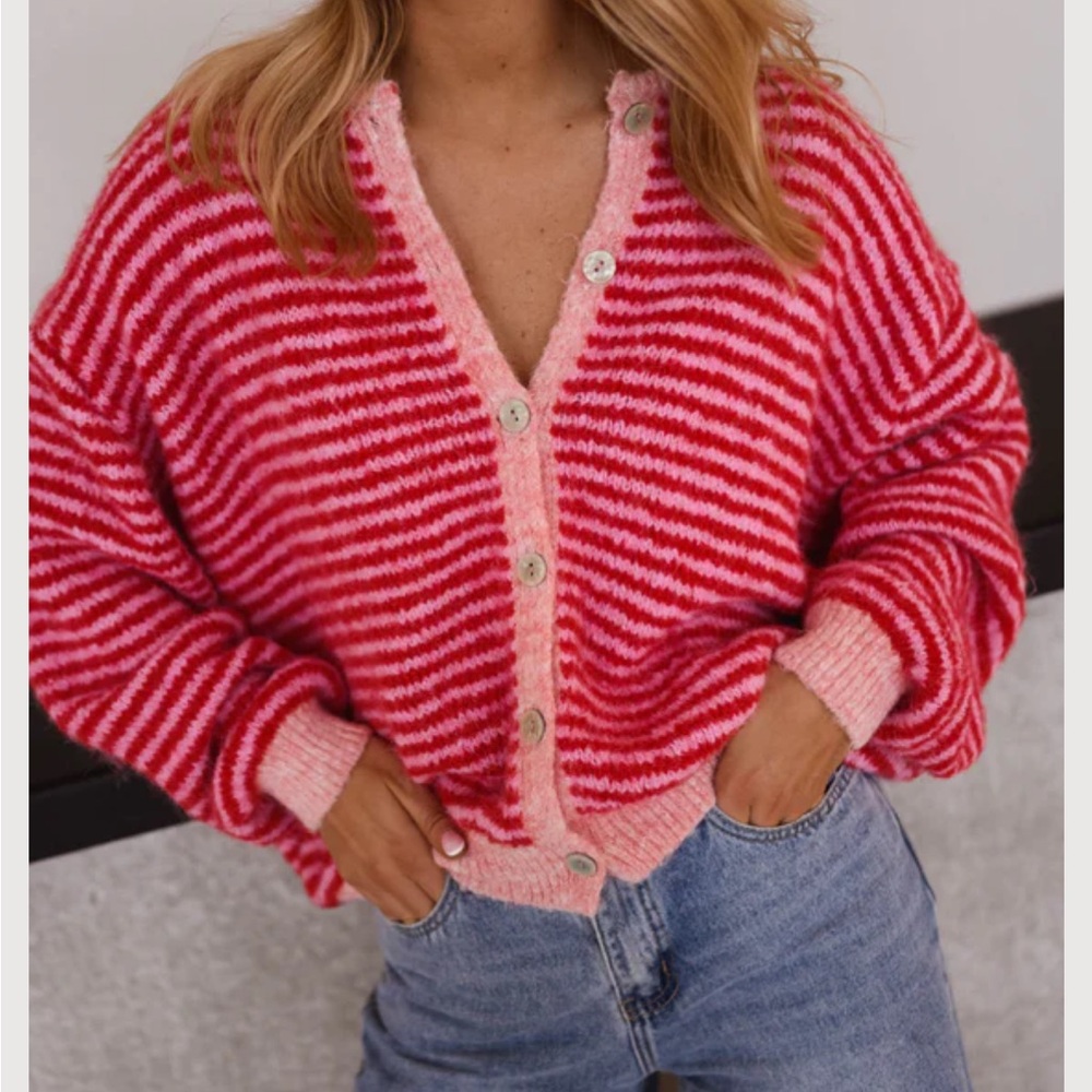 Easy Clothes Pink & Red Cardigan Sweater
